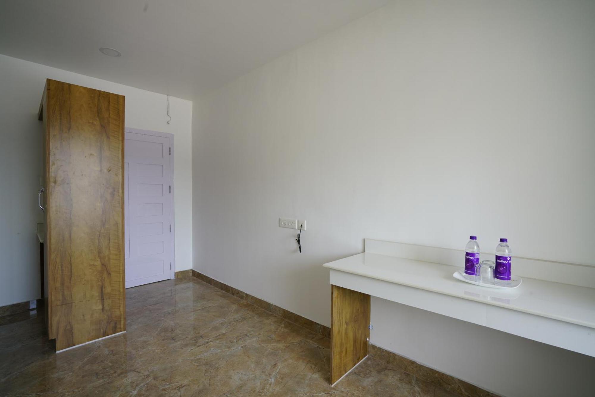 Quilon Residency Kundara Hotel Perumanseri Екстериор снимка